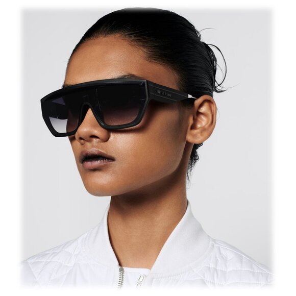 Dior DIORCLUB M7U 51A5 Shield Sunglasses - White/Mirror main image 4